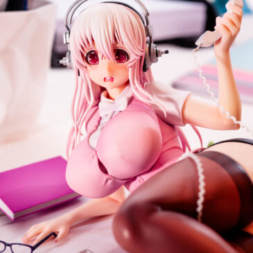 Sonico – Clumsy Office Lady – Native